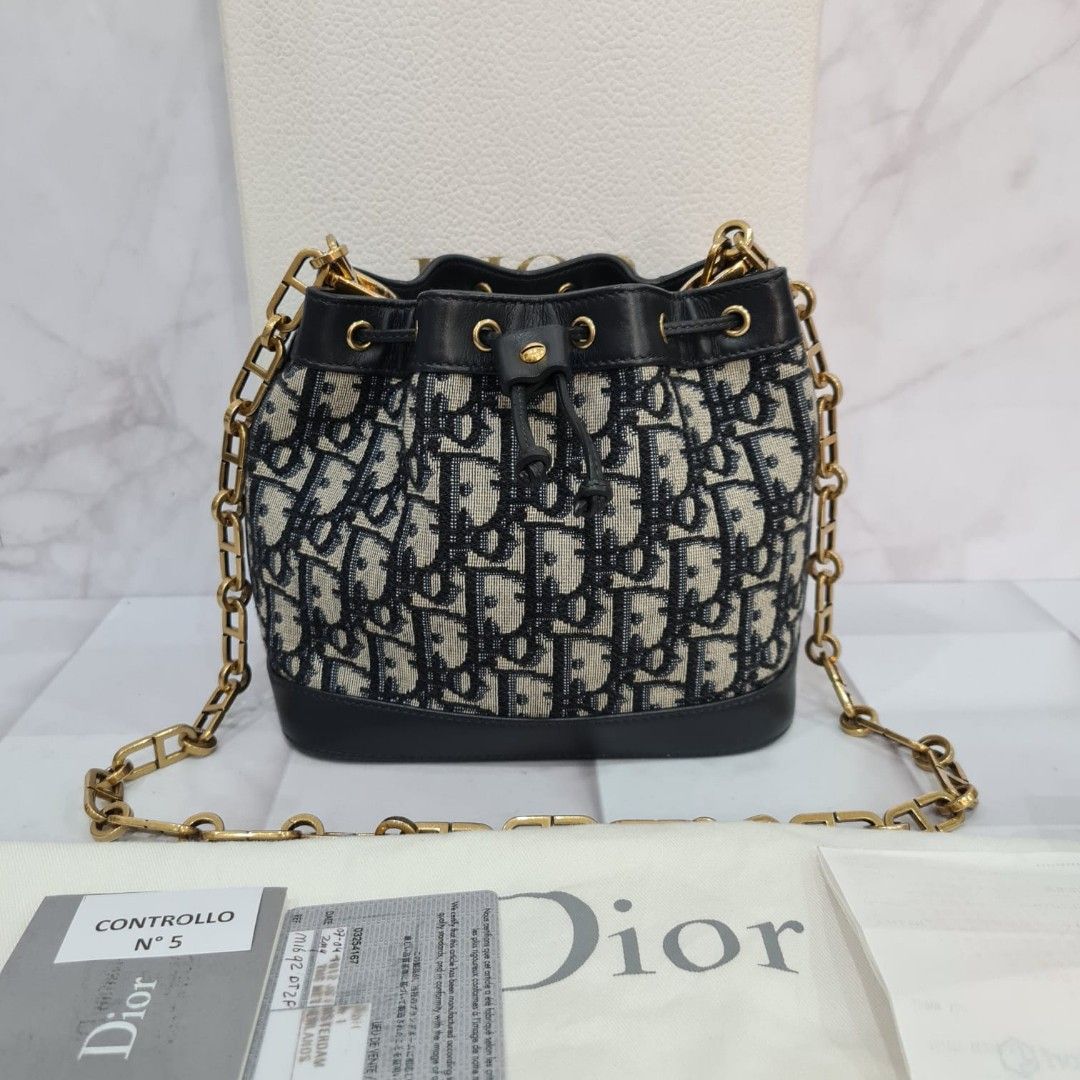 Dior bucket bag 2019 sales