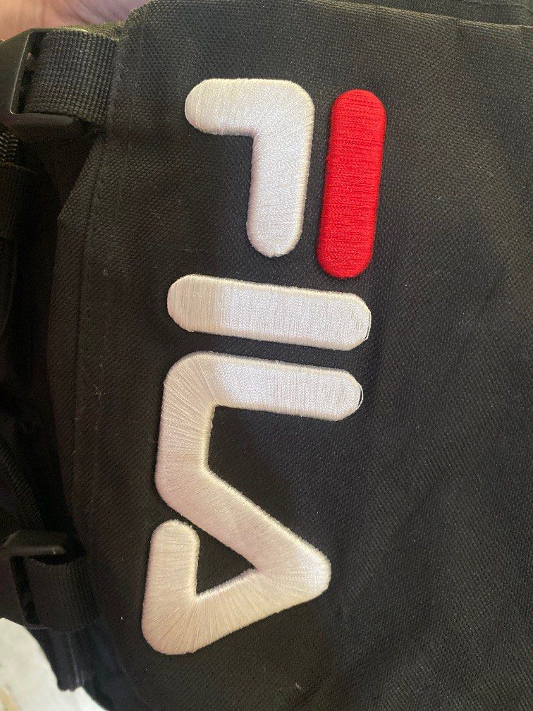 Fila backpack (Category: Backpacks) located in Nasugbu. Submitted by bi.mnl (Listing ID 1215548982, Image 2). Description: stored for a long time so needs wash medium size.