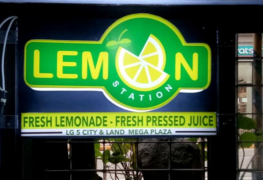 Food cart Signage, Kiosk Signage, Booth signage, Store acrylic signage