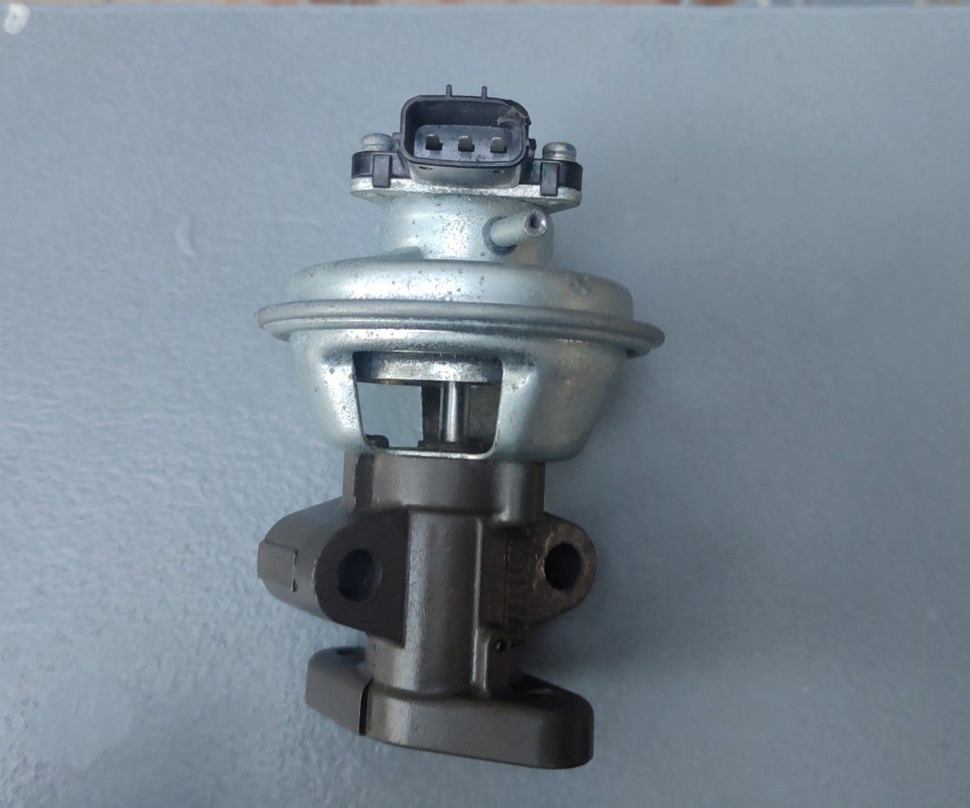 Ford Everest Ranger EGR Valve 2.5L, Car Parts & Accessories, Engine and