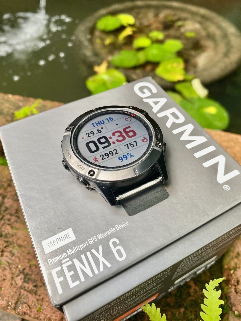 Garmin fenix 5s sapphire hotsell crystal