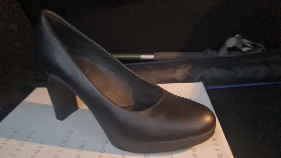 Geox office heel Women s Fashion Footwear Heels on Carousell
