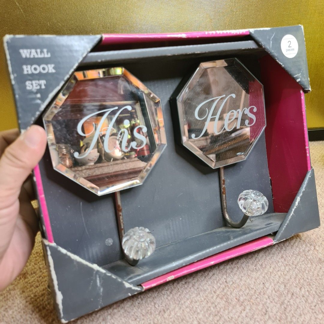 "HIS AND HER" WALL MIRROR HOOK SET WITH TOILET INDOOR SLEEPERS BUNDLES