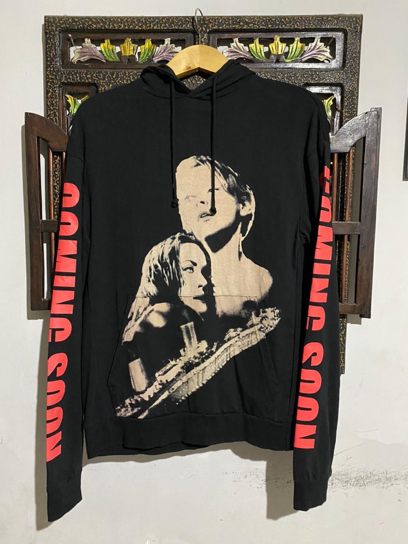 Hoodie Vetements Titanic, Fesyen Pria, Pakaian , Baju Luaran di Carousell