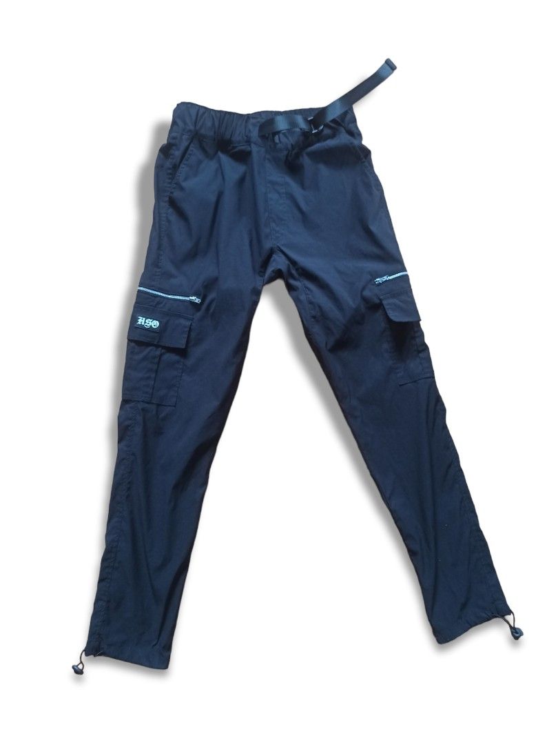 HSO TECH CARGO PANTS, Men's Fashion, Bottoms, Jeans on Carousell