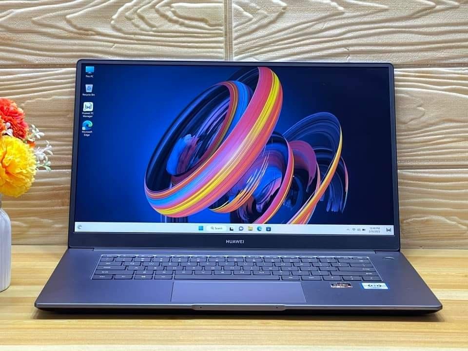 Huawei Matebook BOHK-WAX9X D15 AMD ryzen 5 3500U, 8Gb Ram 512Gb NVMe ...