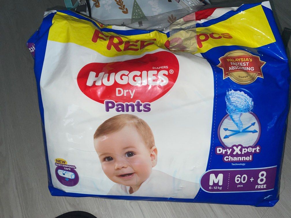 Huggies Dry Pants size M, Babies & Kids, Bathing & Changing, Diapers