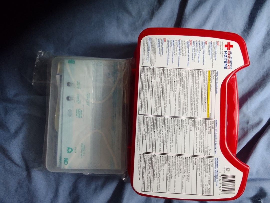 Imported Full first aid medical kit set (Category: Medical Supplies & Tools) located in Paranaque City. Submitted by showboat (Listing ID 1215514745, Image 2). Description: Brand New from abroad. Use for any emergencies and all are in excellent quality.