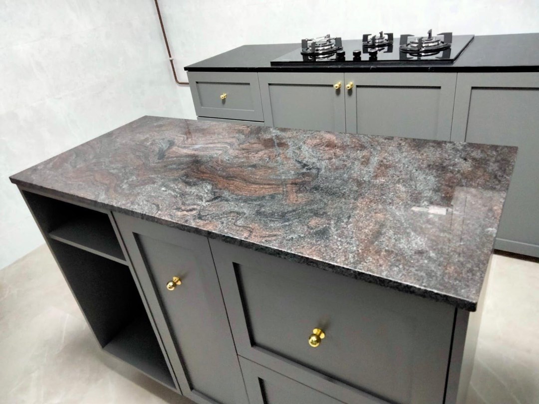 (Category: ) located in . Submitted by CarpenterATWerk (Listing ID 1165687010, Image 1). Description: .