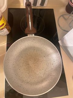 （分類：）位於 。 由 sadi_871 提交（商品編號 1215634342，圖片 1）。簡介： 。