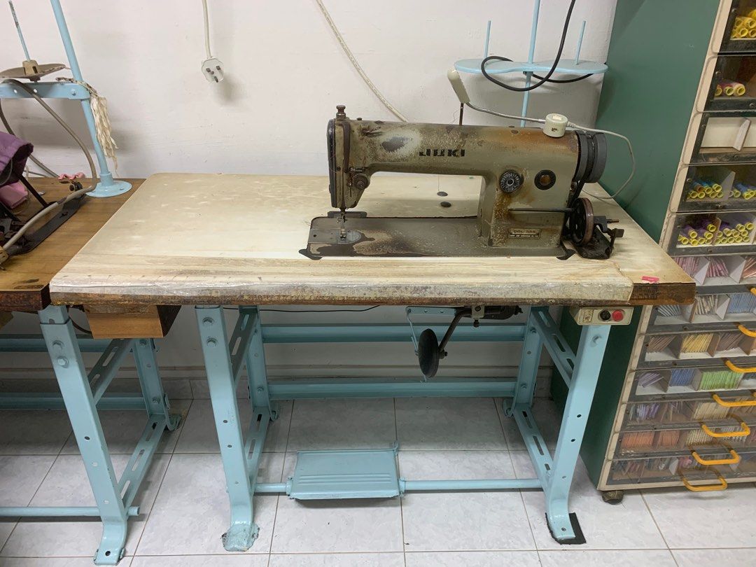 Juki DDL555, TV & Home Appliances, Other Home Appliances on Carousell