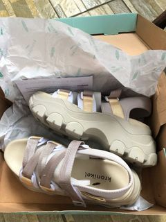 Kronikel shoes