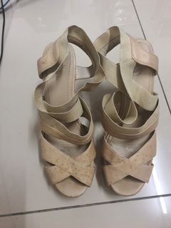(Category: ) located in . Submitted by nurulrieya (Listing ID 1215674357, Image 1). Description: .