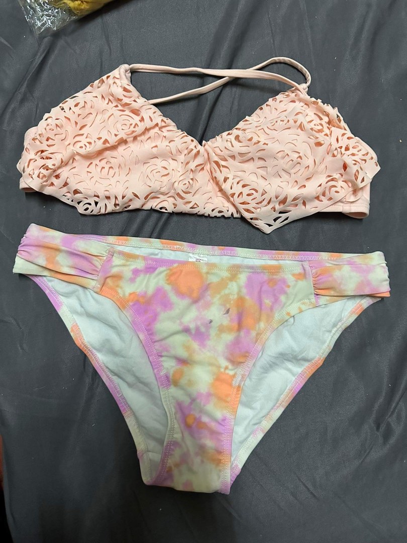 Light Pink Bikini Top And Multicolor Bikini Bottom Two Piece Swimsuit Womens Fashion Swimwear 3000