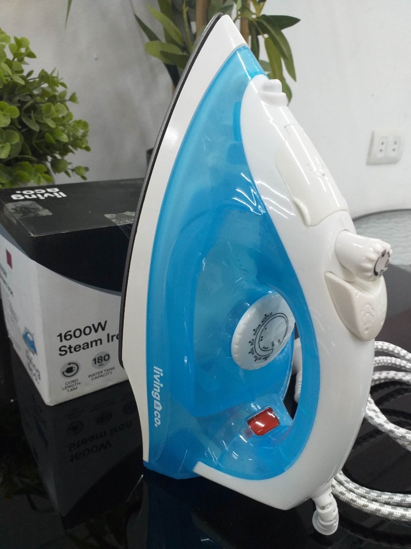 Living & Co steam irons, TV & Home Appliances, Irons & Steamers on