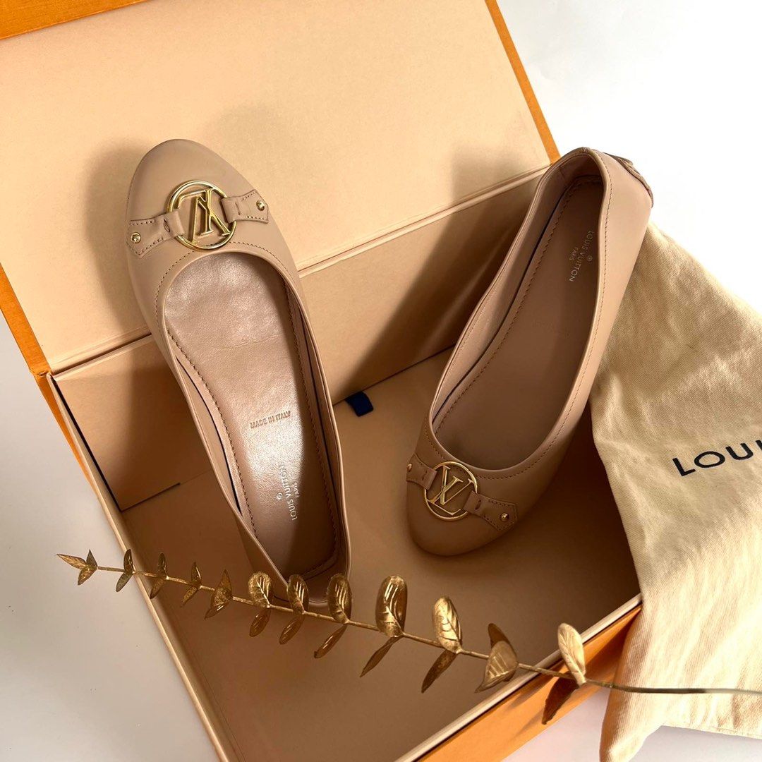 Louis Vuitton Women Shoes, Women's Fashion, Footwear, Loafers on Carousell