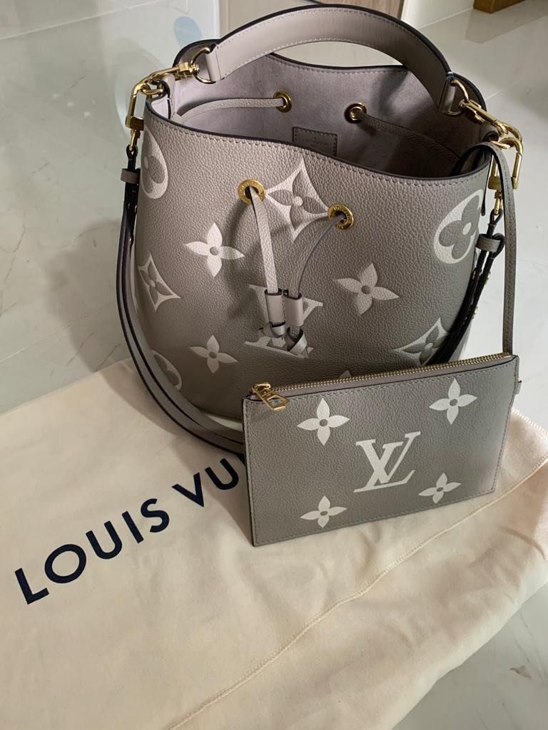 Used condition Authentic Louis Vuitton Totally MM MNG purse in 2023