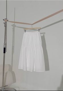 Lovet Saige Midaxi Skirt (White)