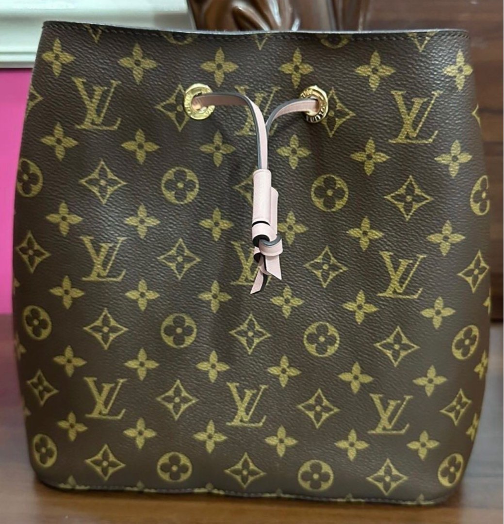 LV NEONOE, Luxury, Bags & Wallets on Carousell