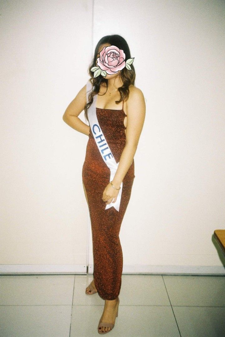 Maroon Pageant dress (Category: Evening dresses & gowns) located in Mandaluyong City. Submitted by chisclosett (Listing ID 1215556417, Image 3). Description: Used onced in pageant ❣️ Can fit up to medium frame. Super lakas maka sexy in person ❣️.