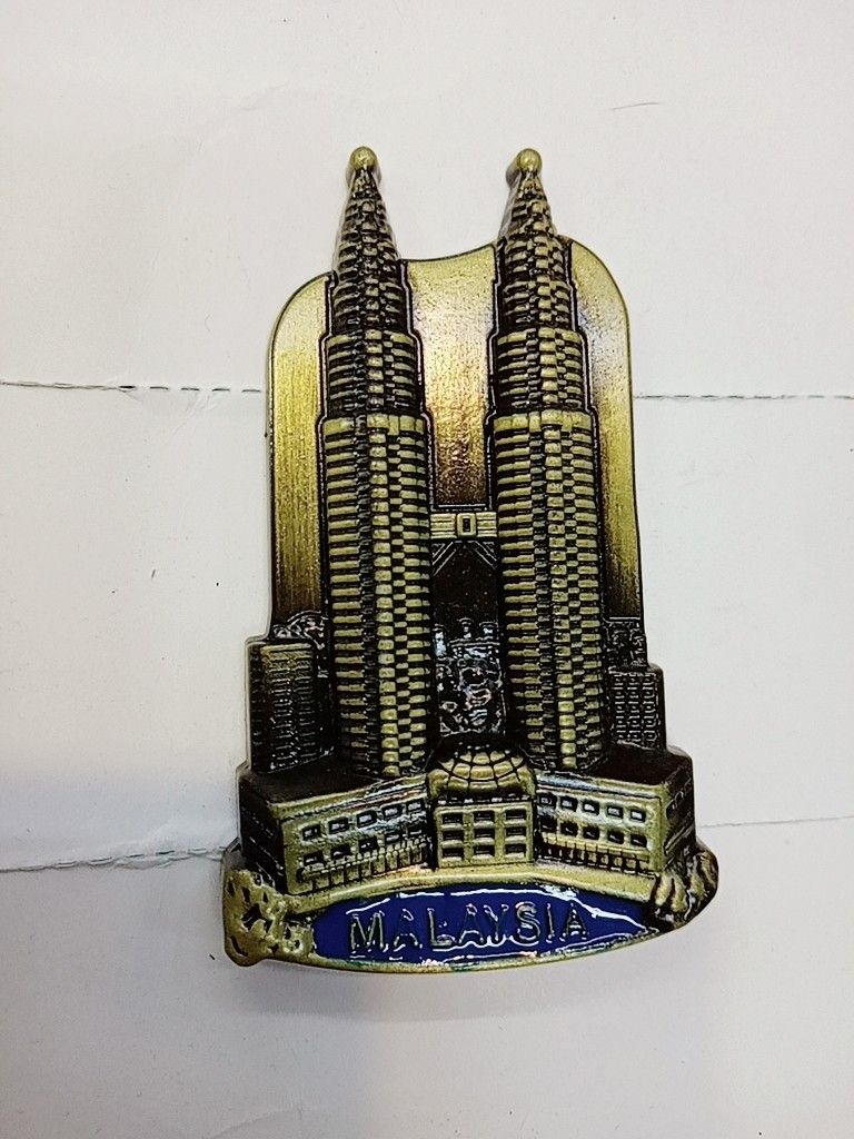 METAL COUNTRY REF MAGNET on Carousell