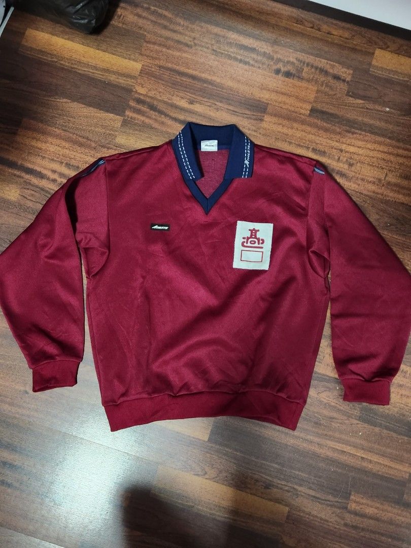 Mizuno v neck sweater discount