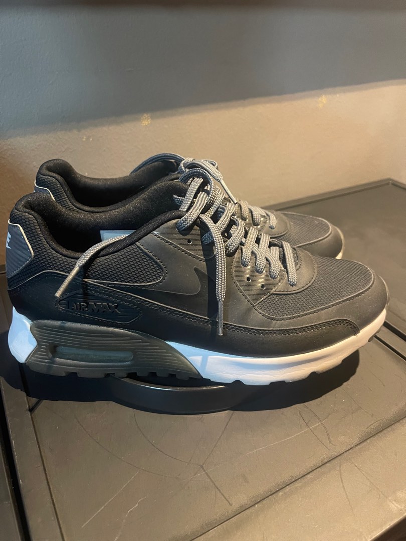 nike airmax black and grey