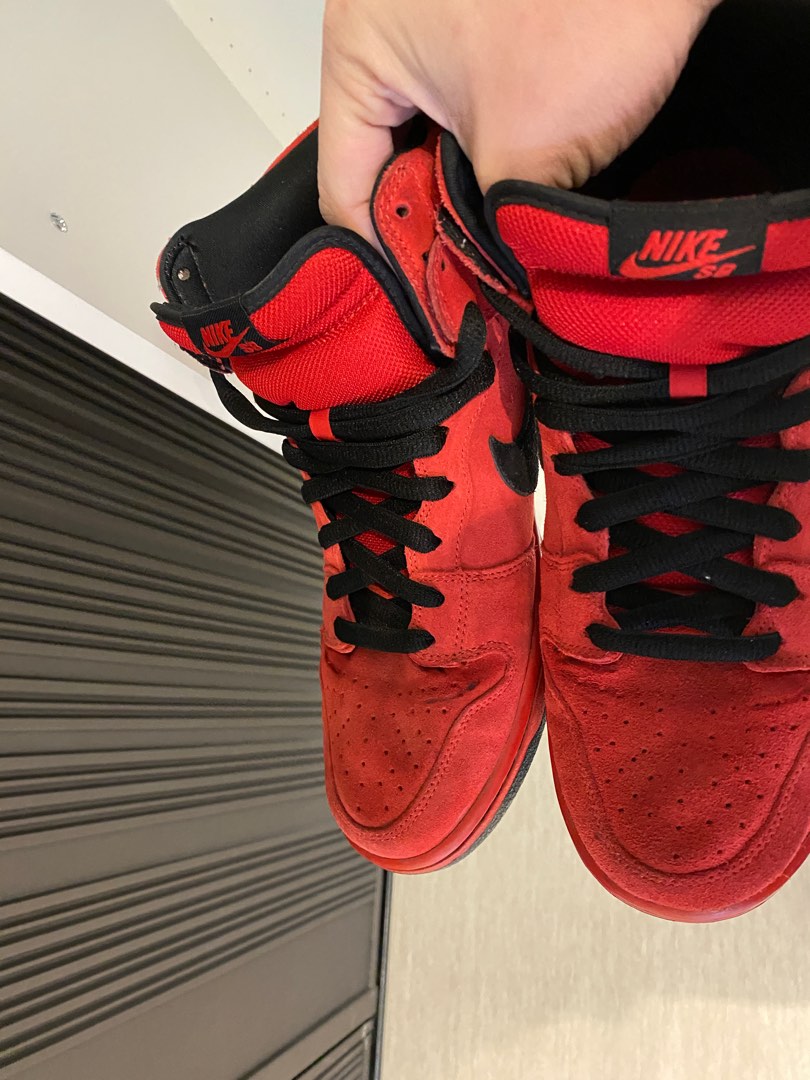 急賣Nike dunk sb high red devil 紅色高筒, 他的時尚, 鞋, 運動鞋在