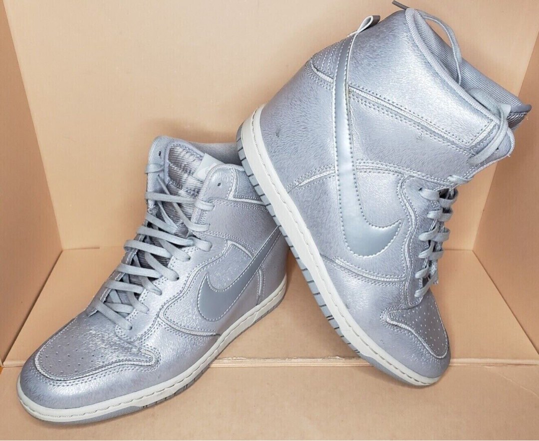Nike dunks sky outlet high silver