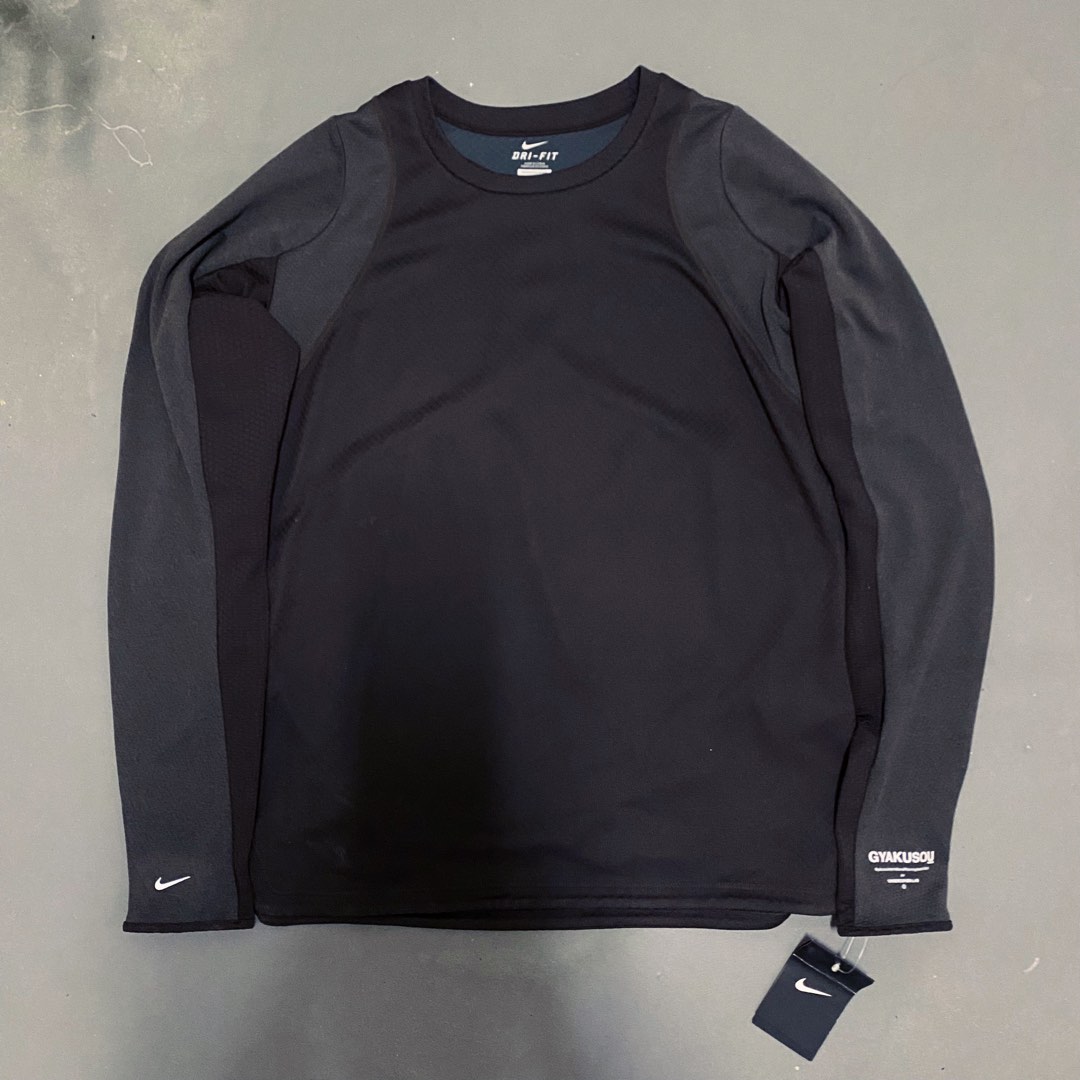 Nike gyakusou long sleeve top