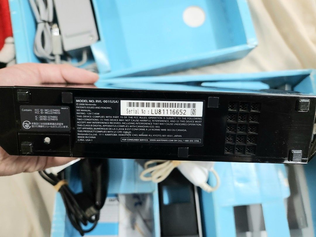 Nintendo Wii Black RVL001 (US Version) backwards compatible to