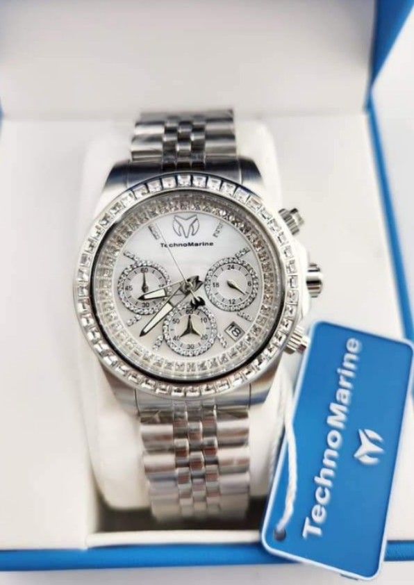 Original Technomarine TM-221022 Manta Ray (Category: Luxury Watches) located in Bulacan. Submitted by watchabagsph2.0 (Listing ID 1215509759, Image 1). Description: ✔️ ORIGINAL/ Authentic ✔️Brandnew ✔️Complete Inclusions: Original Box,Tag, Warranty Card 💯 5X Money Back Guarantee if PROVEN FAKE ‼️ Send us a message for more detailed photos. (OPEN FOR LAYAWAY, MESSAGE US FOR DETAILS) #layawayph #layawayavailable #layawaywatchph.