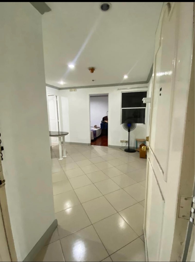 (Category: ) located in . Submitted by sofabphils (Listing ID 1215678023, Image 1). Description: .