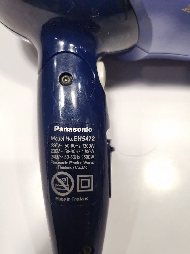 Panasonic hair dryer, Kesehatan & Kecantikan, Perawatan Rambut di Carousell