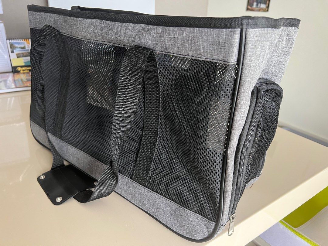 Pet Carrier, Pet Supplies, Homes & Other Pet Accessories on Carousell