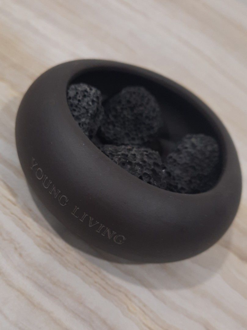 Raven lava stone diffuser