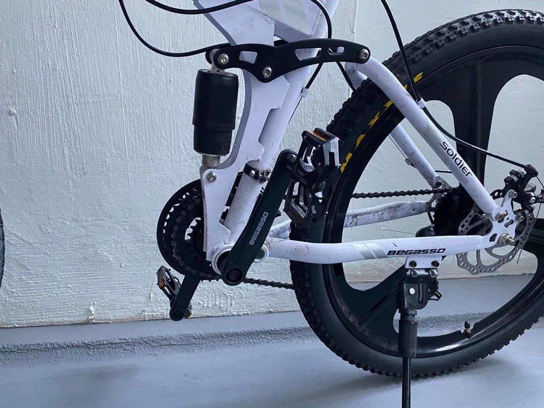 READ DESCRIPTION Begasso 26 inch Mountain Bike Sports Equipment