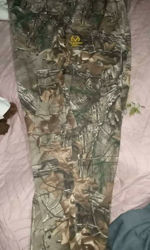 Real Tree Cargo Pants For Big Men On Carousell real-tree-cargo-pants-for-big-men-on-carousell