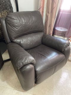 (Category: ) located in . Submitted by hueeeeeee (Listing ID 1215582112, Image 1). Description: .