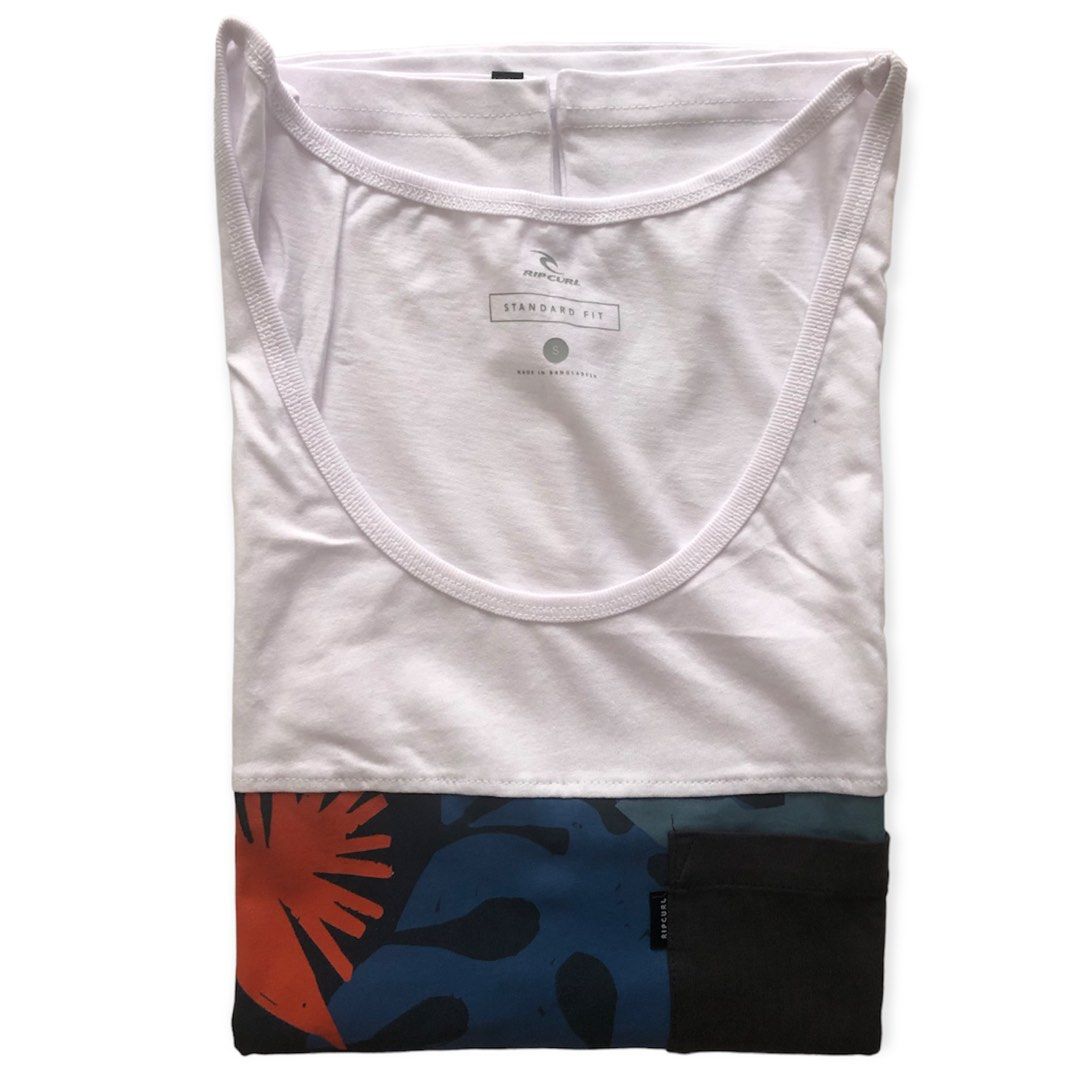 Rip Curl Tank Top (Category: Sleep and Loungewear) located in Davao. Submitted by TheGShop (Listing ID 1215578127, Image 2). Description: Rip Curl Tank for Men From 🇦🇺 via Balikbayan Box Authenticity and Lowest Price Guaranteed ‼️.