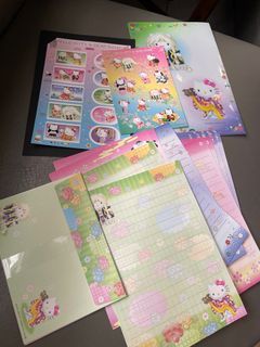 Sanrio stationery (18 pcs)