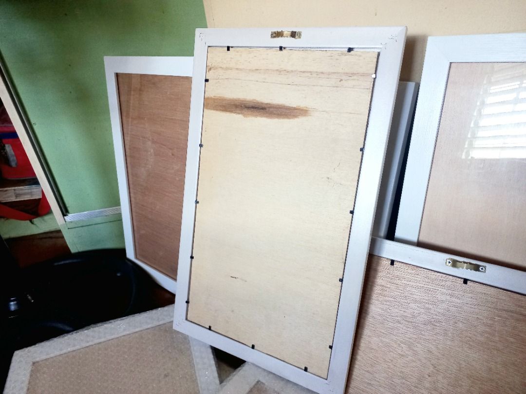 SECONDHAND WHITE PICTURE FRAMES wood frame, glass on Carousell