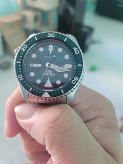 Seiko 5 (green)
