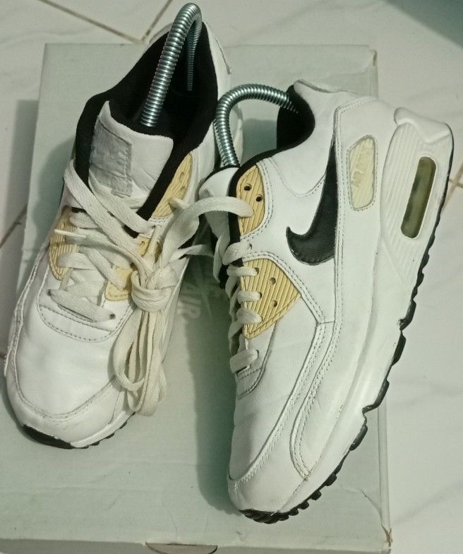 ukuran sepatu nike air max