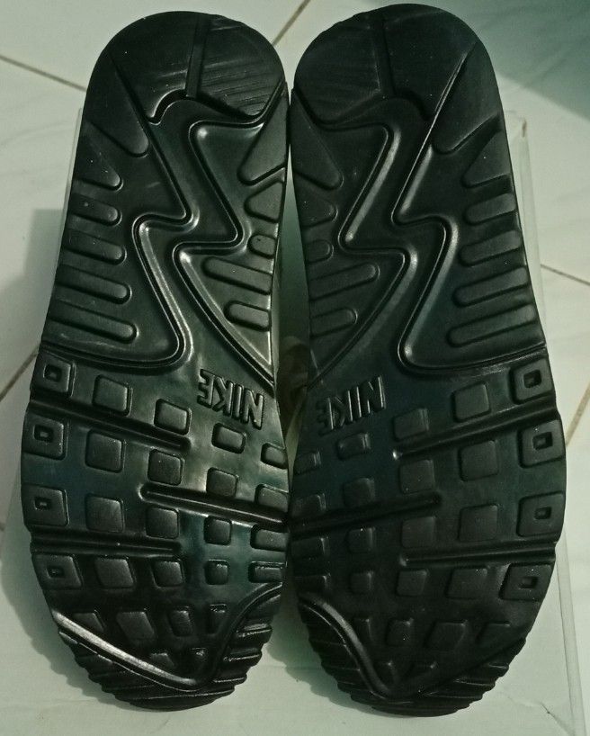 ukuran sepatu nike air max