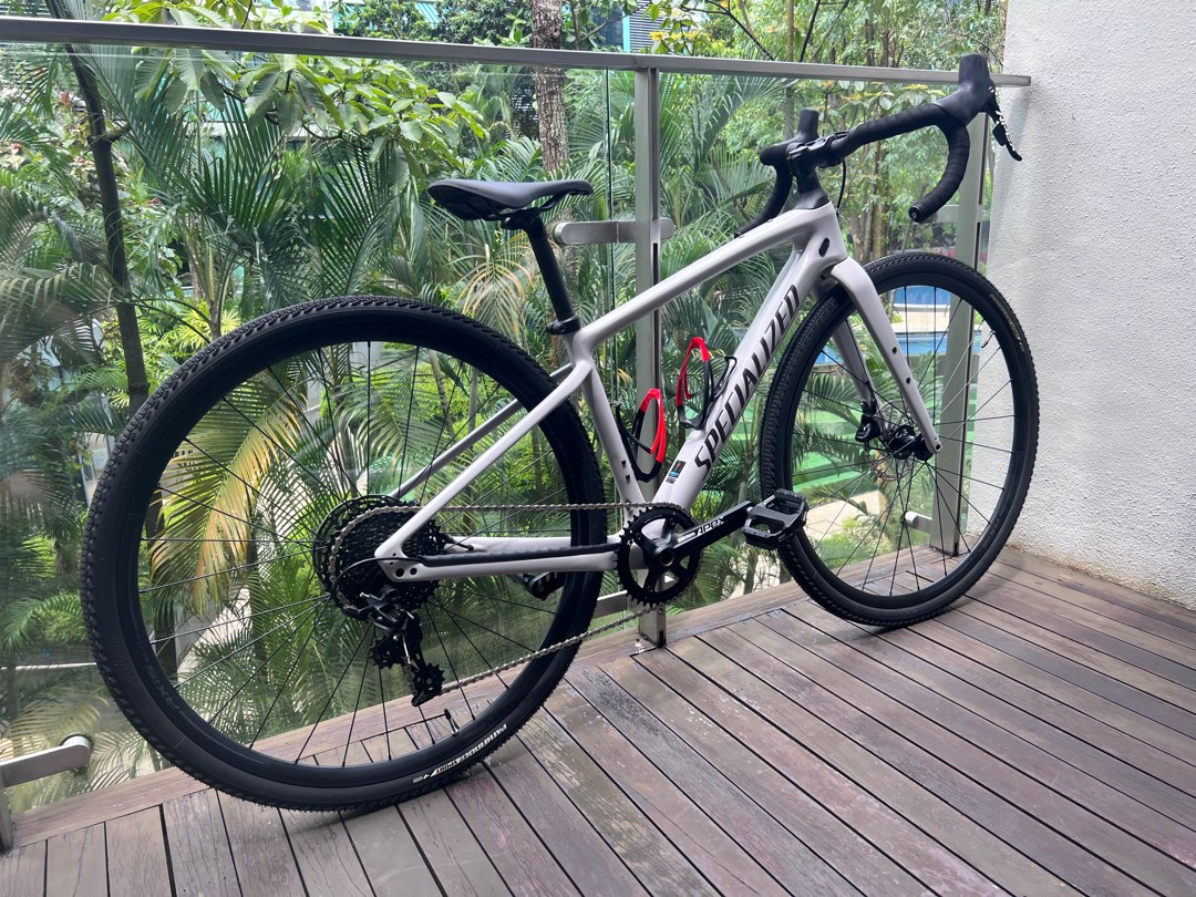 Specialized Diverge Sport Carbon Size 49 Like New Sports