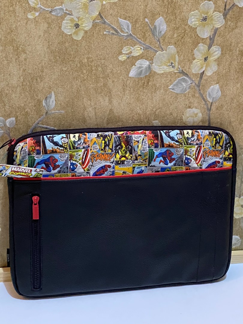Super hero Marvel laptop case 15 inches on Carousell