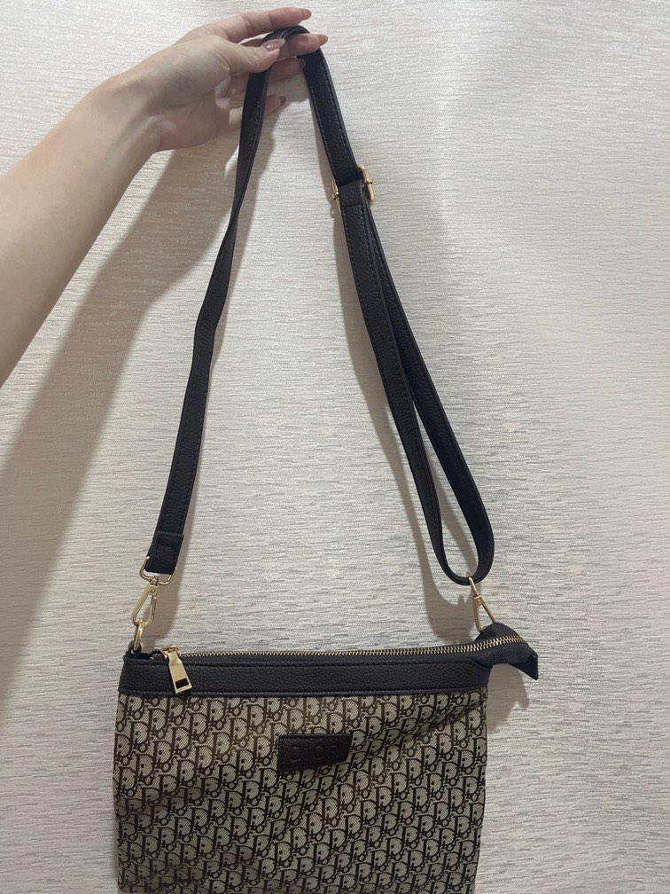 tas dior, Fesyen Wanita, Tas & Dompet di Carousell