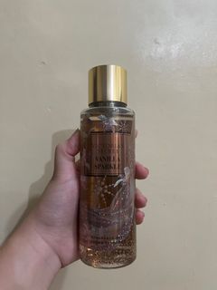 Authentic Victoria’s Secret Fragrance Mist in Vanilla Sparkle (Full Bottle) (Limited Edition