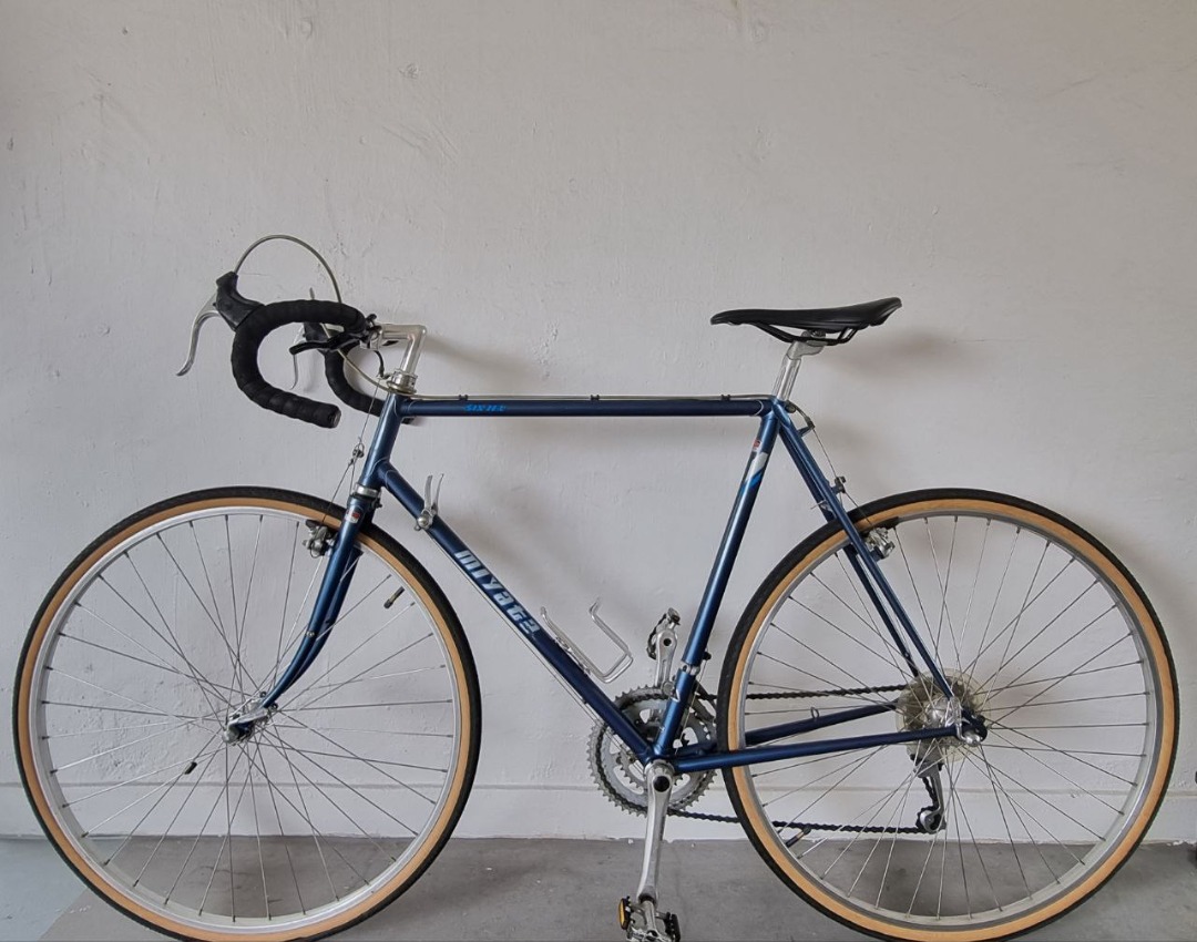 Vintage Japanese Steel Road Bike Sports Equipment Bicycles